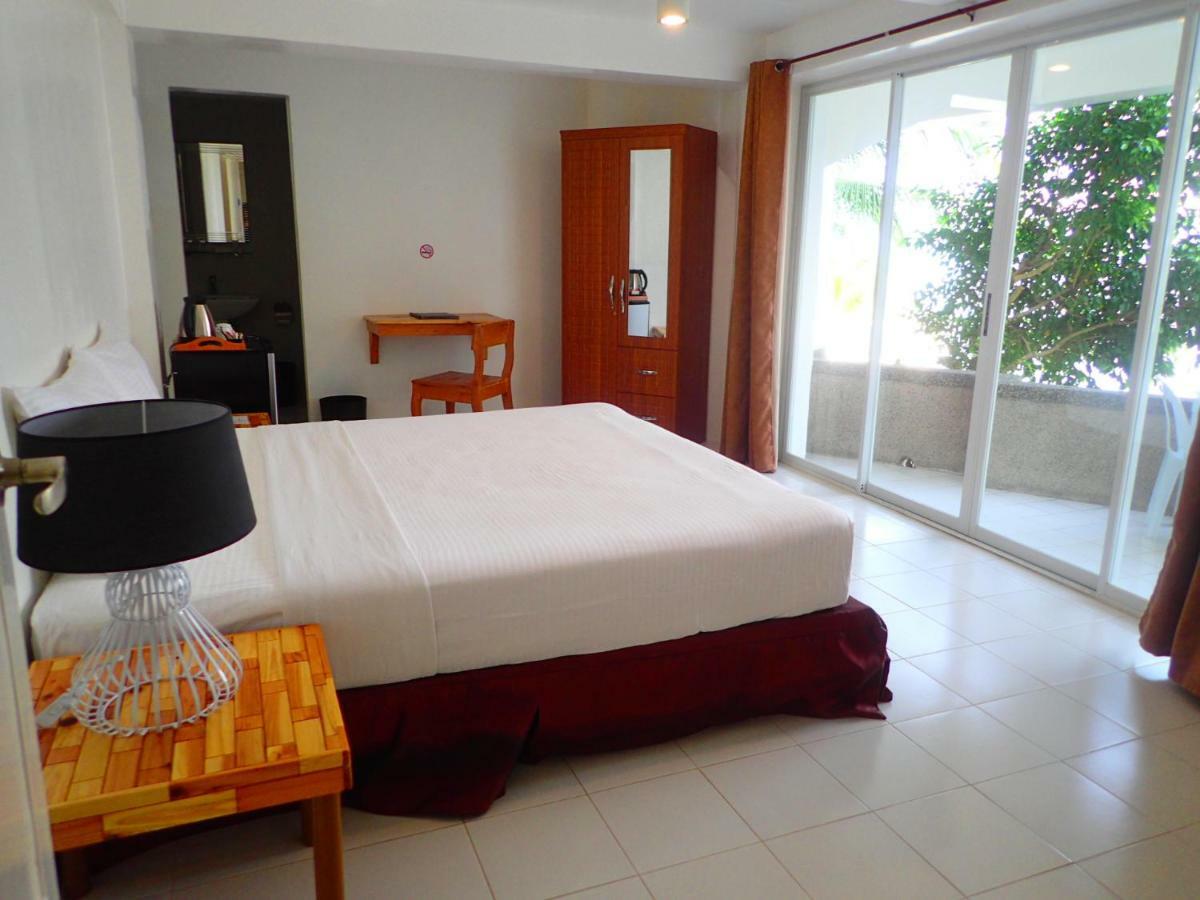 Aozora Seaside Mactan Hotel Lapu-Lapu City Exterior photo