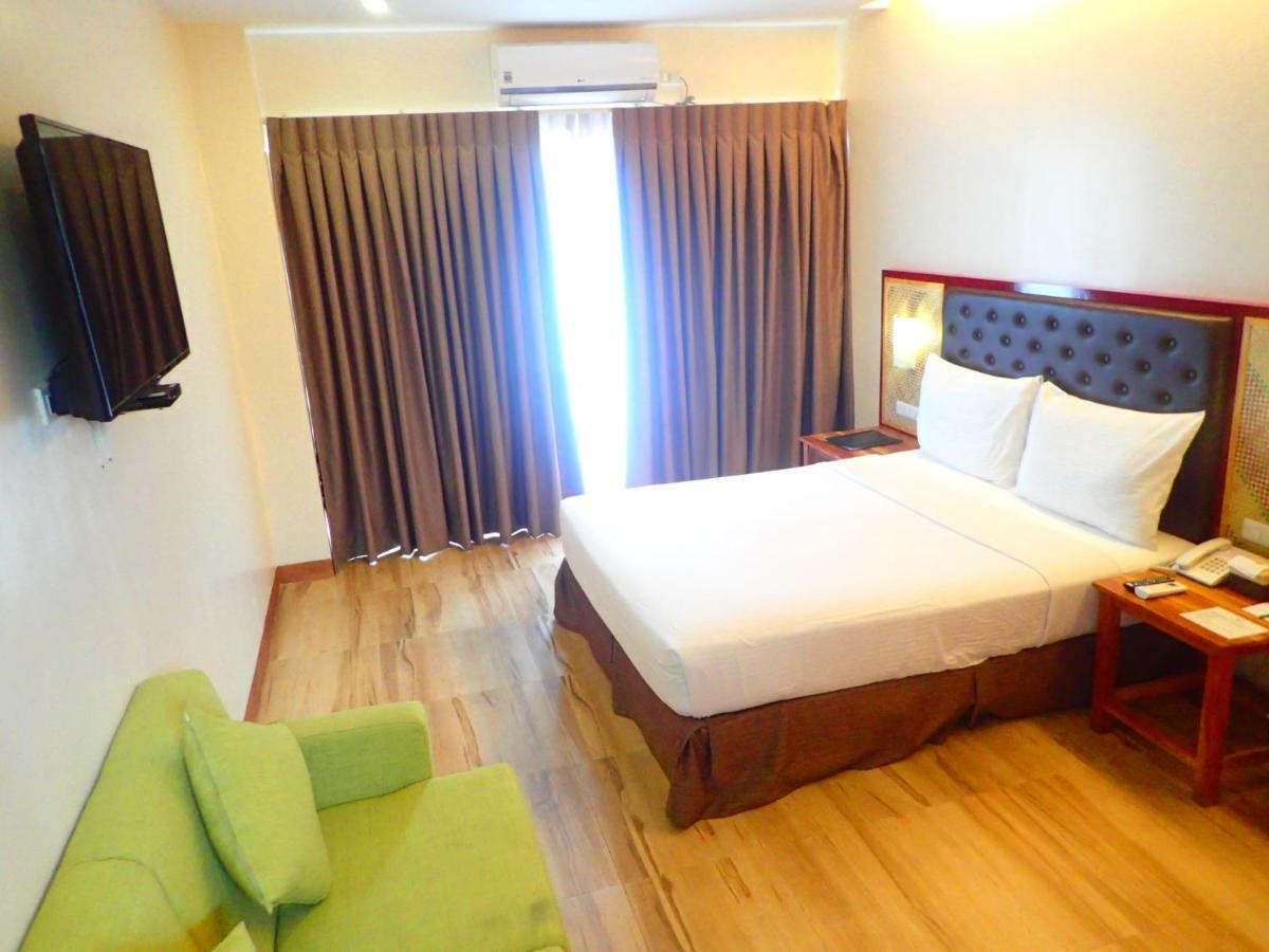 Aozora Seaside Mactan Hotel Lapu-Lapu City Exterior photo